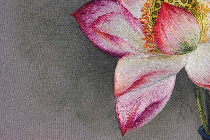 Tranh thêu tay Hoa Sen – Tinh Hoa Nghệ Thuật Từ Làng Nghề Quyến Rũ - Ảnh 5