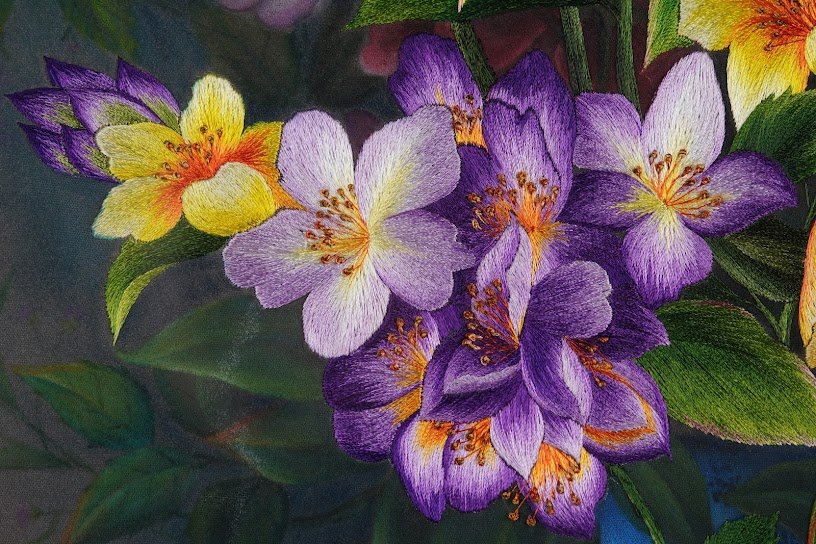 Tranh thêu tay Hoa ngũ phúc – Rực rỡ sắc hoa, phúc lộc đầy nhà - Ảnh 5