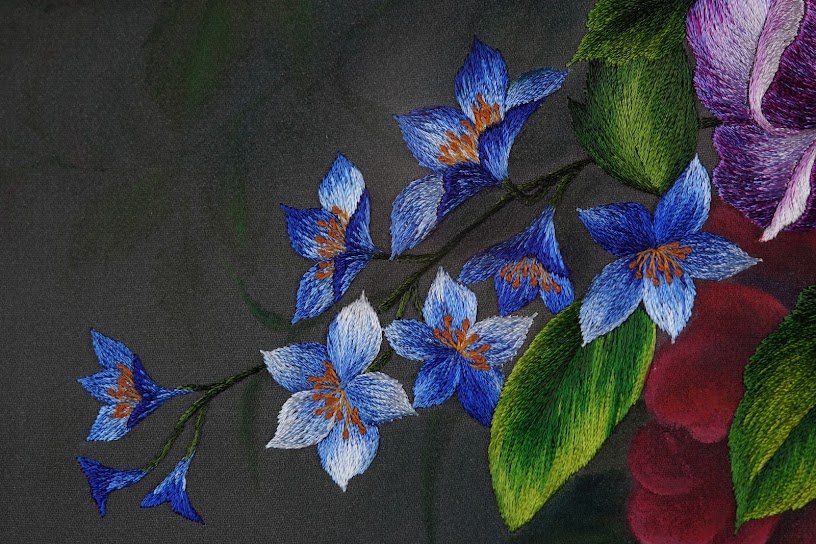Tranh thêu tay Hoa ngũ phúc – "Sắc Màu Nghệ Thuật trong Từng Đường Kim" - Ảnh 5