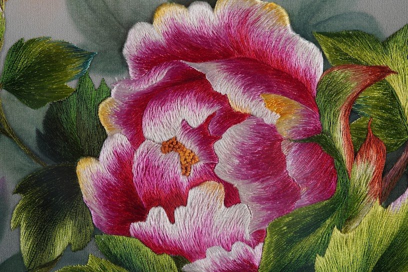 Tranh thêu tay Hoa Mẫu Đơn – Tinh Hoa Nghệ Thuật Từ Đôi Bàn Tay Khéo Léo - Ảnh 11