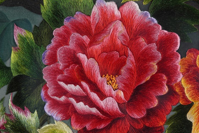 Tranh thêu tay Hoa Mẫu Đơn – Tinh Hoa Nghệ Thuật Từ Đôi Bàn Tay Khéo Léo - Ảnh 12