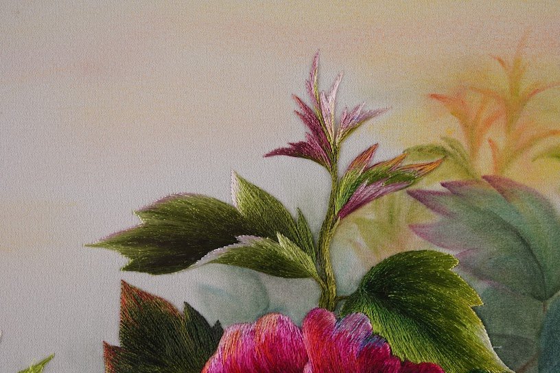 Tranh thêu tay Hoa Mẫu Đơn – Tinh Hoa Nghệ Thuật Từ Đôi Bàn Tay Khéo Léo - Ảnh 14