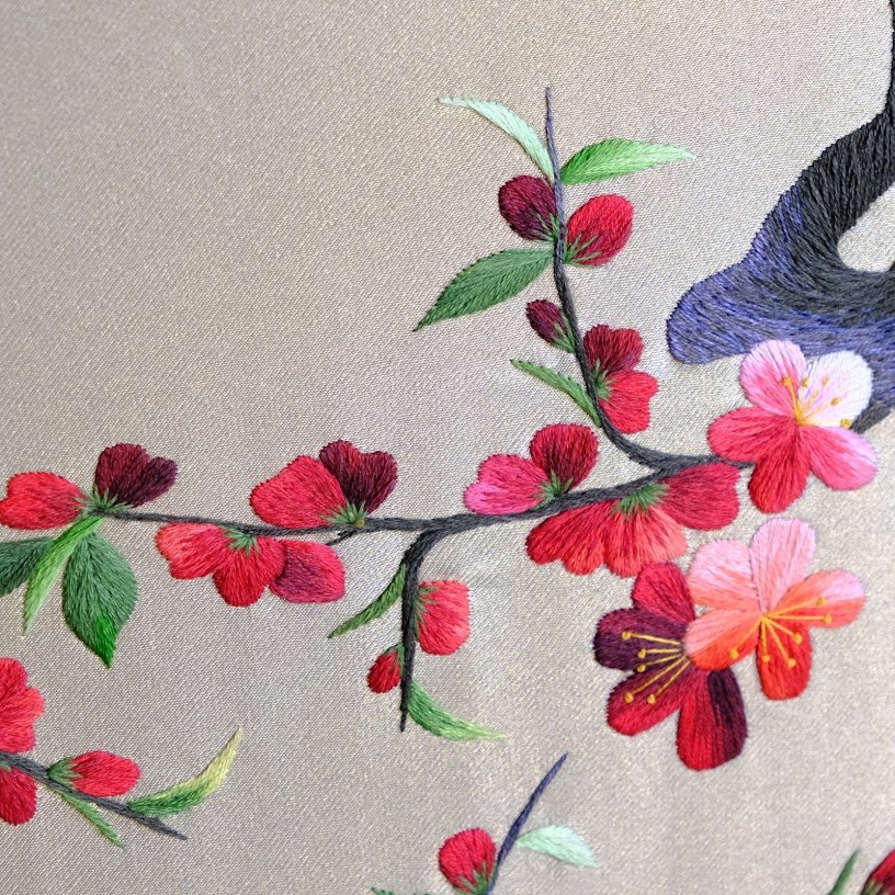 Tranh thêu tay Hoa Đào – Tinh hoa nghệ thuật trên từng mũi chỉ - Ảnh 5