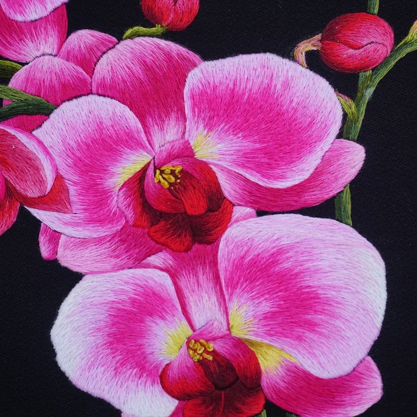 Tranh thêu tay Hoa Địa Lan – Vẻ đẹp tinh tế từ từng mũi thêu - Ảnh 6