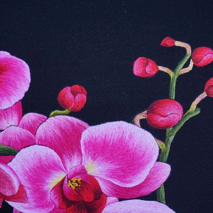 Tranh thêu tay Hoa Địa Lan – Vẻ đẹp tinh tế từ từng mũi thêu - Ảnh 8