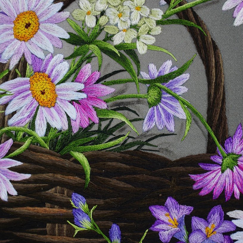 Tranh thêu tay Giỏ Hoa Cúc – Mời Xuân Về Cùng Hương Sắc Tươi Mát - Ảnh 8
