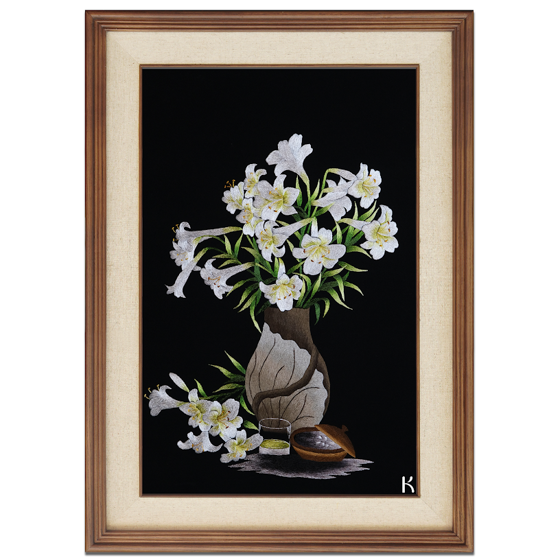 Tranh thêu tay Hoa Loa Kèn – "Hương Sắc Tinh Tế Cho Không Gian Sống"