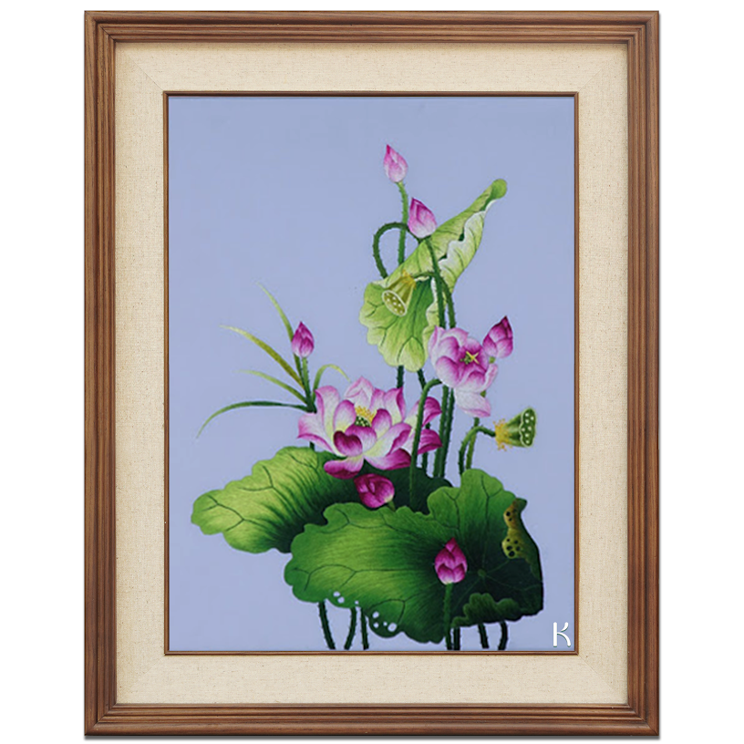 Tranh thêu tay Hoa Sen – Vẻ Đẹp Tinh Tế Giữa Màu Sắc Thanh Khiết